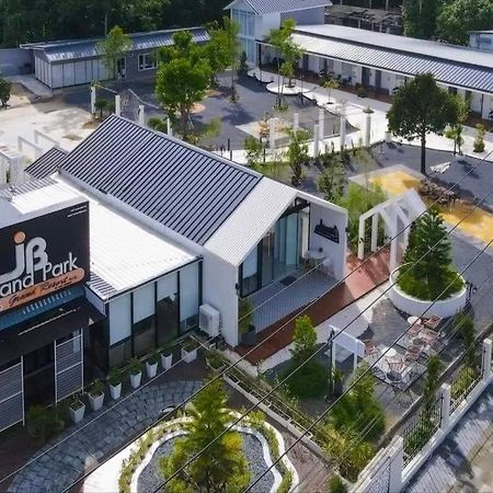 Jb Grand Resort Nakhon Si Thammarat Dış mekan fotoğraf